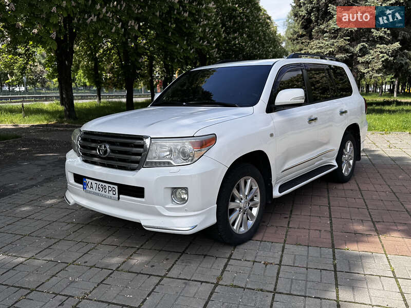 Внедорожник / Кроссовер Toyota Land Cruiser 2011 в Киеве