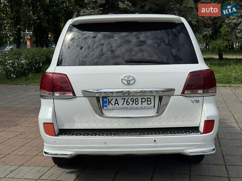 Внедорожник / Кроссовер Toyota Land Cruiser 2011 в Киеве