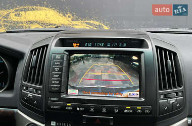 Внедорожник / Кроссовер Toyota Land Cruiser 2011 в 