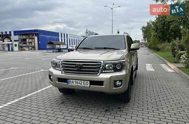 Внедорожник / Кроссовер Toyota Land Cruiser 2011 в 