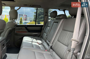 Внедорожник / Кроссовер Toyota Land Cruiser 2006 в 