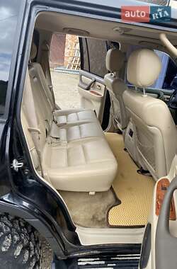 Внедорожник / Кроссовер Toyota Land Cruiser 2003 в 