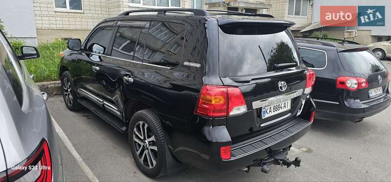 Внедорожник / Кроссовер Toyota Land Cruiser 2012 в Сквире