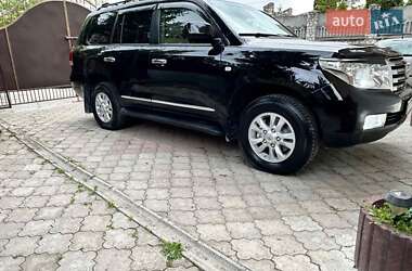 Внедорожник / Кроссовер Toyota Land Cruiser 2010 в 