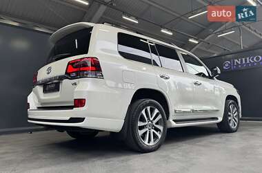 Внедорожник / Кроссовер Toyota Land Cruiser 2019 в 
