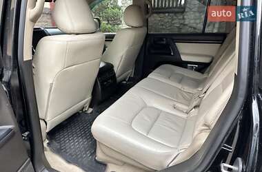Внедорожник / Кроссовер Toyota Land Cruiser 2010 в 