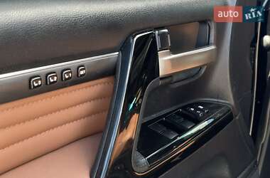 Внедорожник / Кроссовер Toyota Land Cruiser 2008 в 