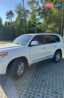 Внедорожник / Кроссовер Toyota Land Cruiser 2012 в 