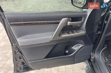 Внедорожник / Кроссовер Toyota Land Cruiser 2008 в 