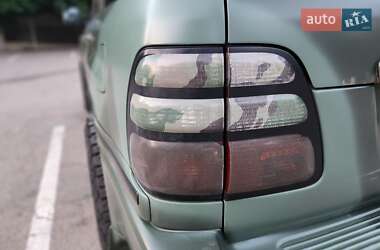 Позашляховик / Кросовер Toyota Land Cruiser 2004 в 