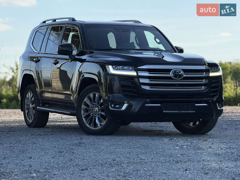 Позашляховик / Кросовер Toyota Land Cruiser 2023 в 