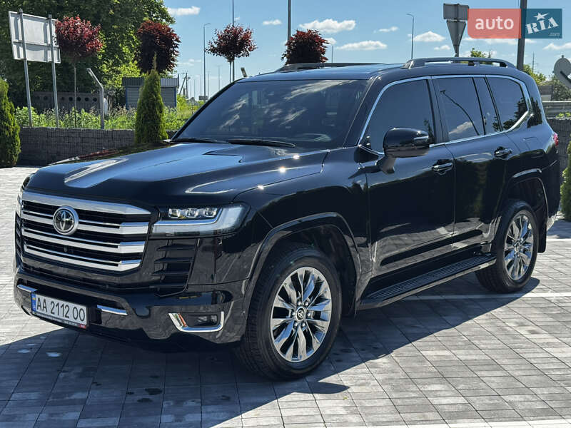 Внедорожник / Кроссовер Toyota Land Cruiser 2023 в Киеве
