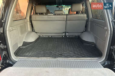 Внедорожник / Кроссовер Toyota Land Cruiser 2002 в 