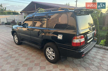 Внедорожник / Кроссовер Toyota Land Cruiser 2002 в 