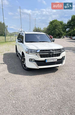 Внедорожник / Кроссовер Toyota Land Cruiser 2020 в Киеве
