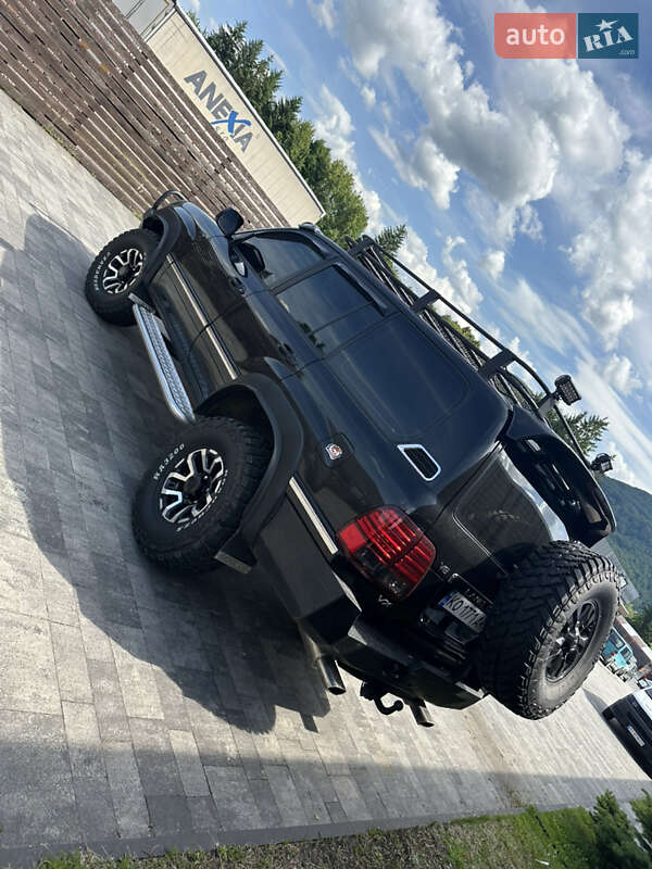 Внедорожник / Кроссовер Toyota Land Cruiser 2001 в Тячеве