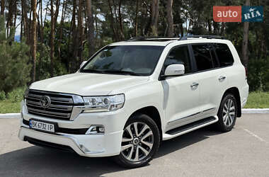 Внедорожник / Кроссовер Toyota Land Cruiser 2017 в Киеве