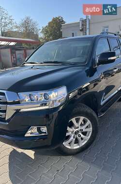 Внедорожник / Кроссовер Toyota Land Cruiser 2020 в 