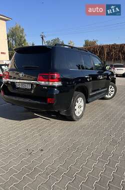 Внедорожник / Кроссовер Toyota Land Cruiser 2020 в 