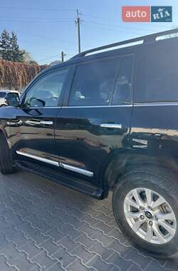 Внедорожник / Кроссовер Toyota Land Cruiser 2020 в 
