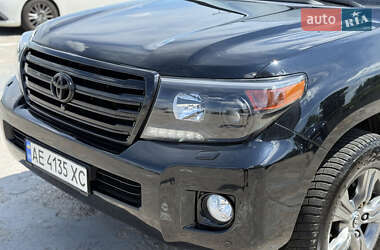 Позашляховик / Кросовер Toyota Land Cruiser 2013 в 