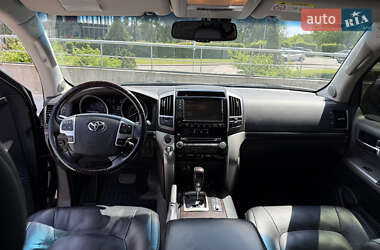 Позашляховик / Кросовер Toyota Land Cruiser 2013 в 