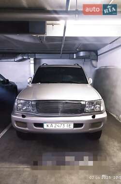 Внедорожник / Кроссовер Toyota Land Cruiser 2002 в 