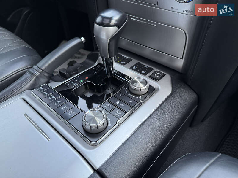 Внедорожник / Кроссовер Toyota Land Cruiser 2017 в Харькове
