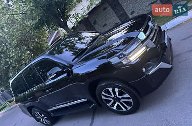 Внедорожник / Кроссовер Toyota Land Cruiser 2008 в 
