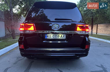 Внедорожник / Кроссовер Toyota Land Cruiser 2008 в 