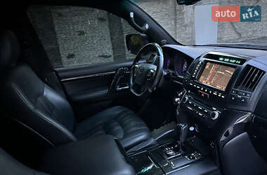 Внедорожник / Кроссовер Toyota Land Cruiser 2008 в 