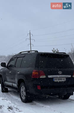 Внедорожник / Кроссовер Toyota Land Cruiser 2013 в Харькове