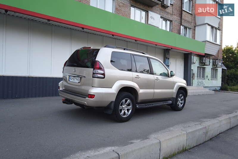 Внедорожник / Кроссовер Toyota Land Cruiser 2008 в Киеве