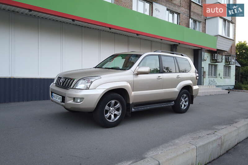 Внедорожник / Кроссовер Toyota Land Cruiser 2008 в Киеве