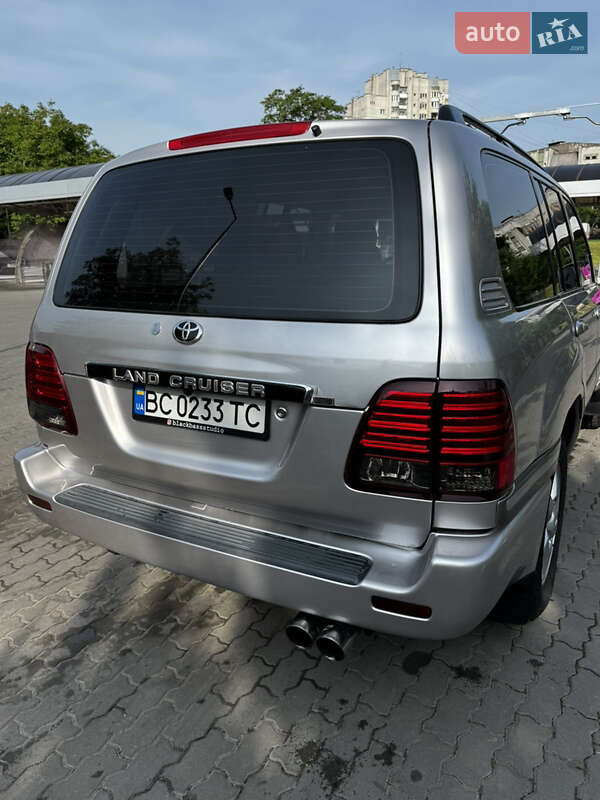 Внедорожник / Кроссовер Toyota Land Cruiser 2003 в Львове