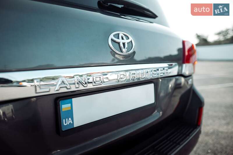 Внедорожник / Кроссовер Toyota Land Cruiser 2008 в Ужгороде