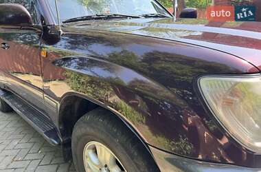 Внедорожник / Кроссовер Toyota Land Cruiser 2004 в 