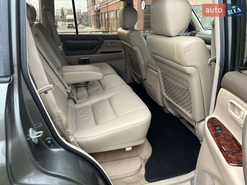 Внедорожник / Кроссовер Toyota Land Cruiser 1999 в Черноморске