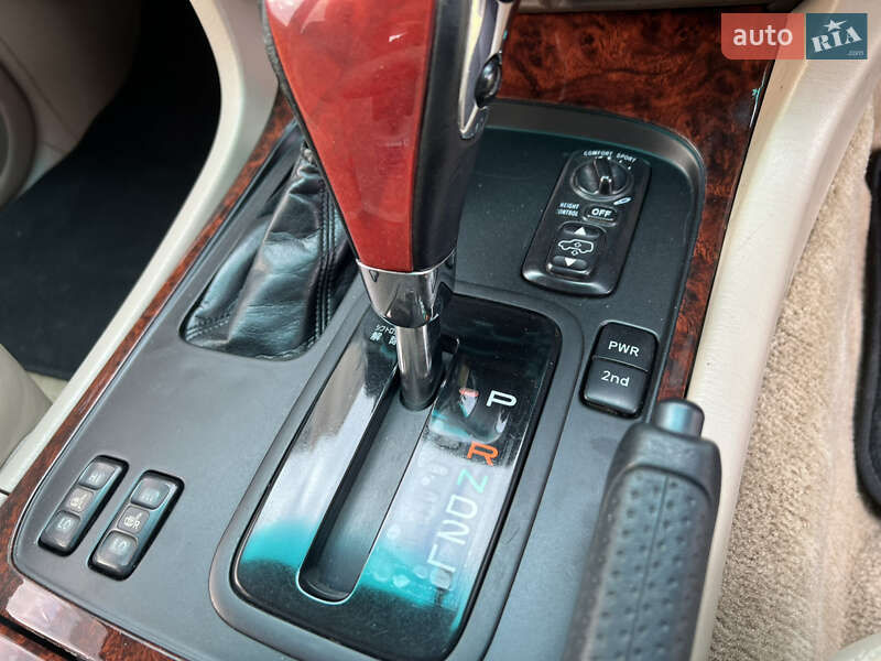 Внедорожник / Кроссовер Toyota Land Cruiser 1999 в Черноморске