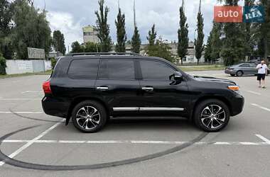 Позашляховик / Кросовер Toyota Land Cruiser 2013 в Києві