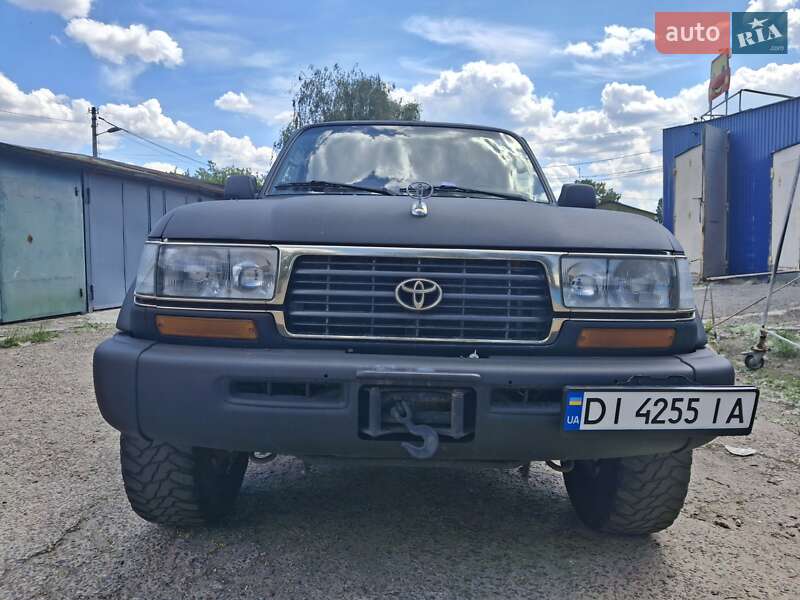 Внедорожник / Кроссовер Toyota Land Cruiser 1996 в Киеве
