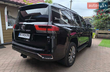 Внедорожник / Кроссовер Toyota Land Cruiser 2022 в 