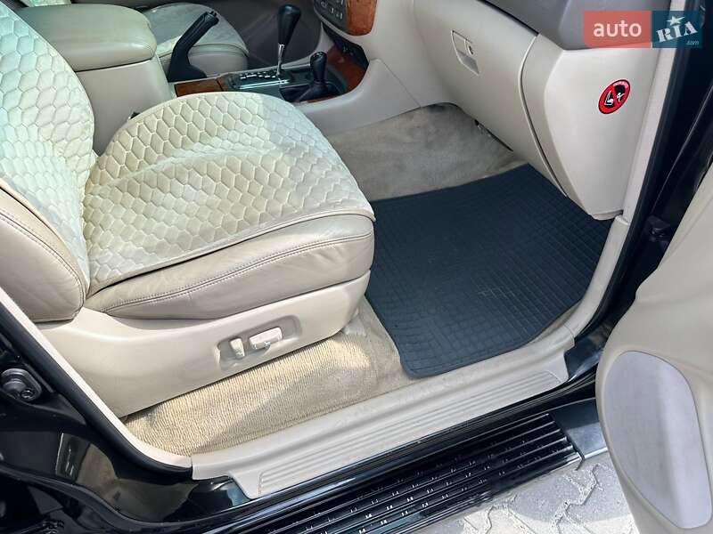 Внедорожник / Кроссовер Toyota Land Cruiser 2005 в Днепре фото 18 Внедорожник / Кроссовер Toyota Land Cruiser 2005 в Днепре