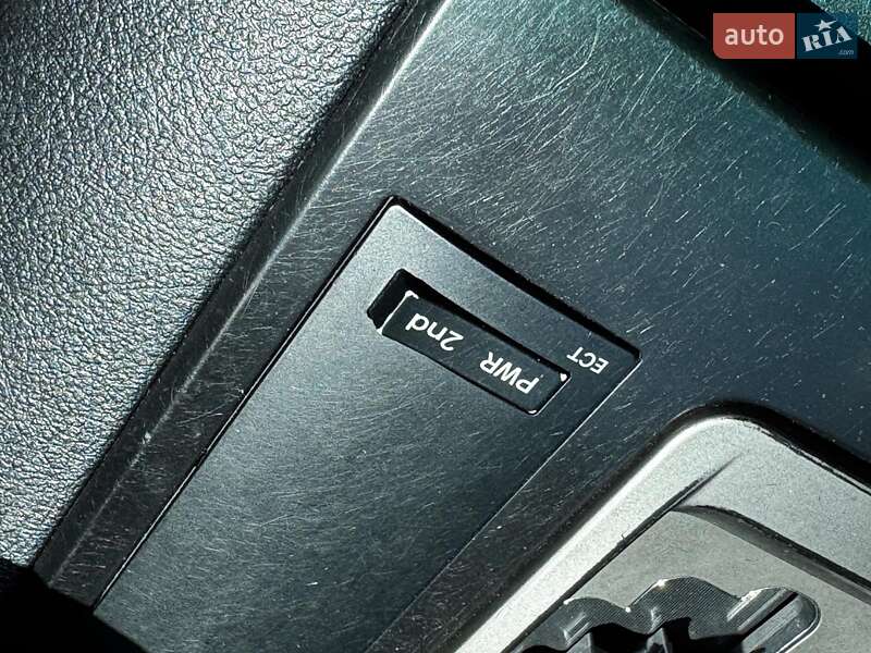 Внедорожник / Кроссовер Toyota Land Cruiser 2008 в Харькове