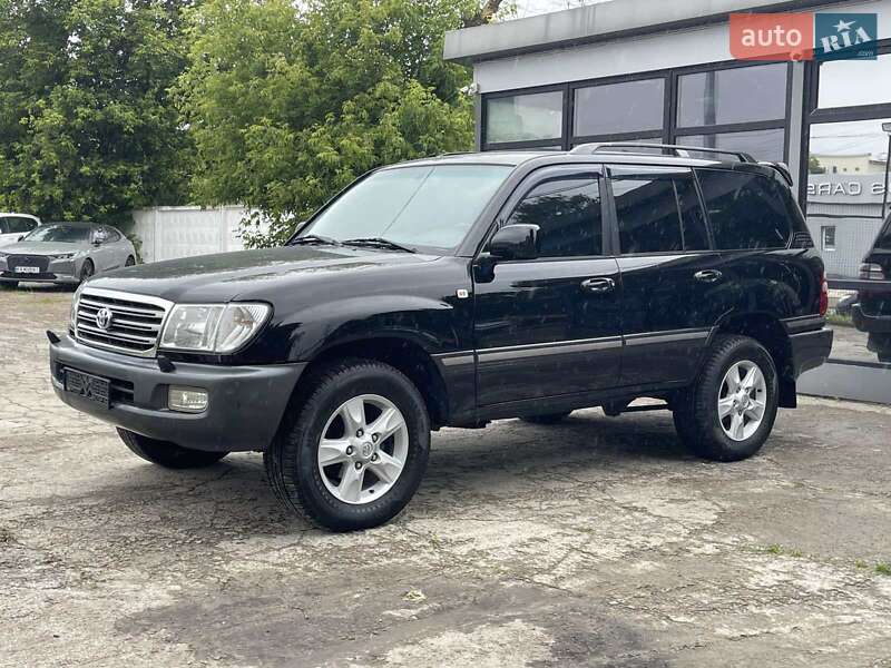 Внедорожник / Кроссовер Toyota Land Cruiser 2002 в Киеве