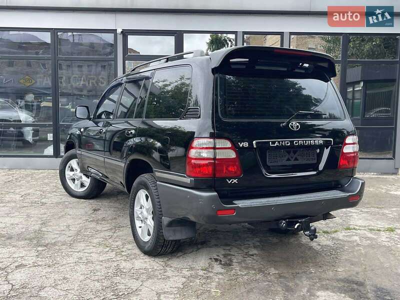Внедорожник / Кроссовер Toyota Land Cruiser 2002 в Киеве