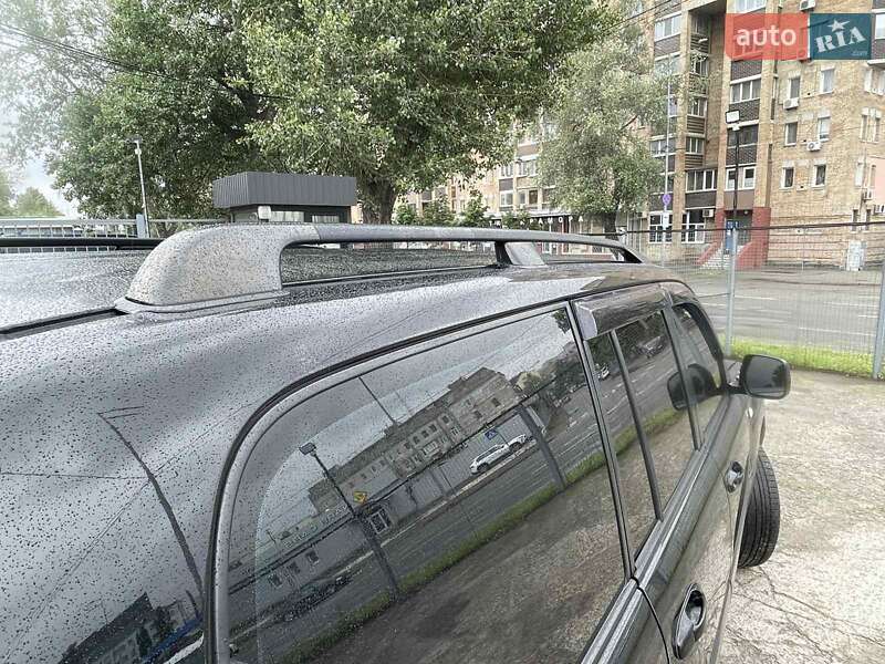 Внедорожник / Кроссовер Toyota Land Cruiser 2002 в Киеве