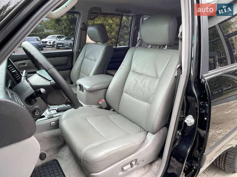 Внедорожник / Кроссовер Toyota Land Cruiser 2002 в Киеве