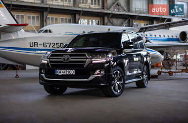 Позашляховик / Кросовер Toyota Land Cruiser 2020 в Києві