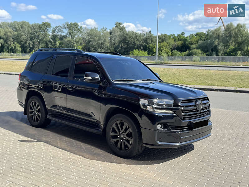 Toyota Land Cruiser 2018